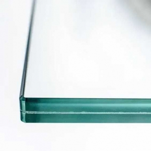 perbedaan kaca tempered dan kaca laminated